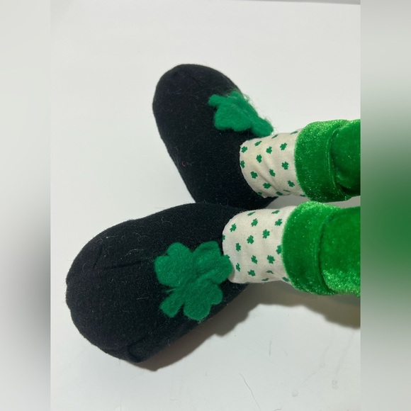 Traditional Craftwear Plush Happy Irish Old Man Beard Shamrock Hat Sweater VTG - Picture 7 of 10